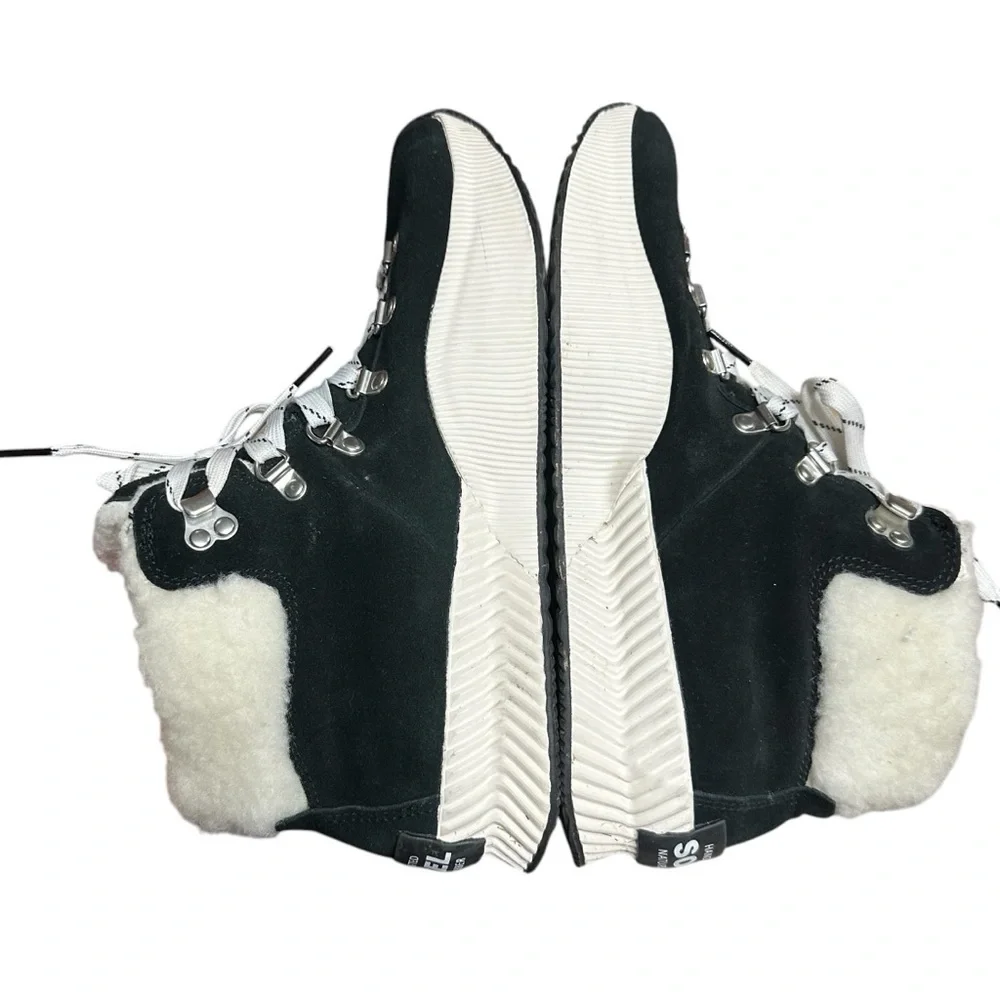 Sorel Out N About III Conquest Boot Black White Snow Winter Lace Up Size 10.5
